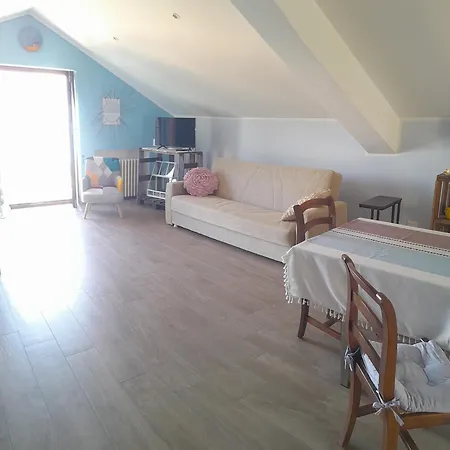 Mansarda A E Spotorno Noli